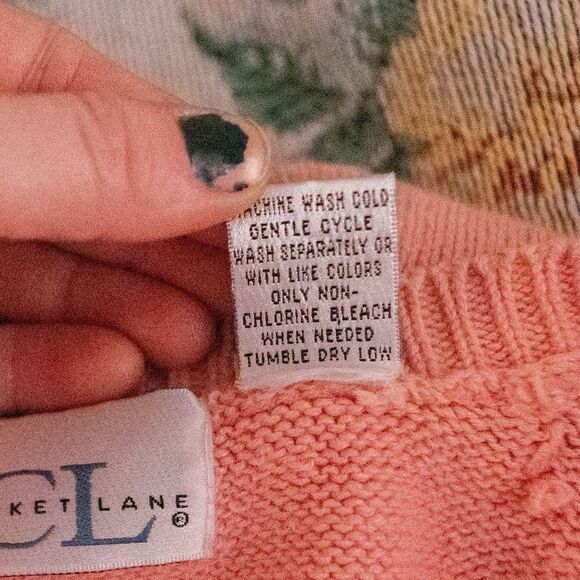 Vintage 90s Pink Cottage Coquette Floral Embroidered Knit Women's Sweater Vest - Picture 8 of 8